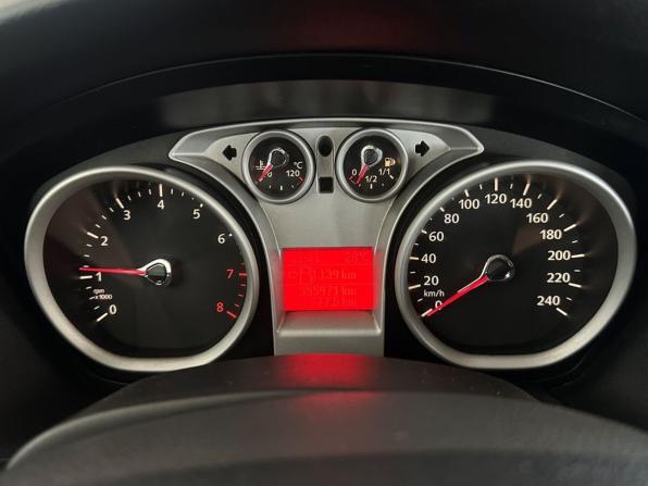 Ford Focus II Рестайлинг с пробегом 2011 года, цена 527 000 рублей, 355500 км, седан, Автокод Объявления