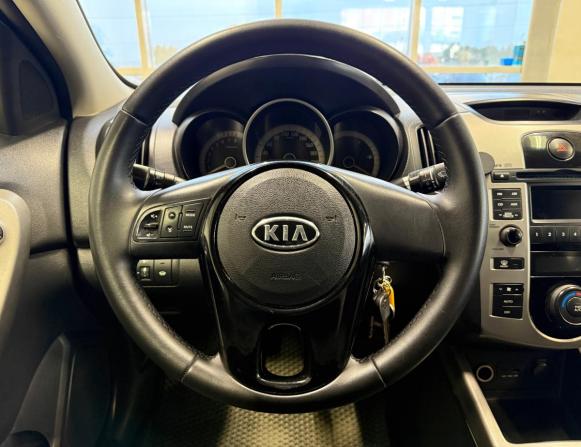 Kia Cerato II с пробегом 2009 года, цена 649 000 рублей, 207000 км, седан, Автокод Объявления