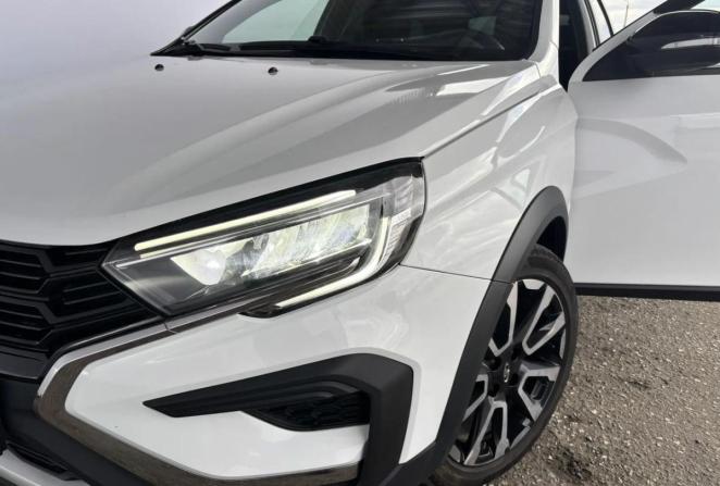 Lada (ВАЗ) Vesta I Рестайлинг (NG) с пробегом 2024 года, цена 1 645 000 рублей, 14230 км, универсал, Автокод Объявления