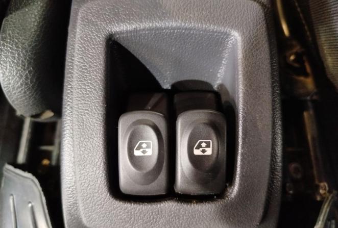 Renault Sandero I с пробегом 2011 года, цена 653 000 рублей, 83168 км, хэтчбек, Автокод Объявления