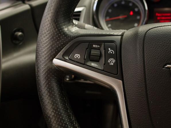 Opel Astra J Рестайлинг с пробегом 2013 года, цена 790 000 рублей, 160451 км, хэтчбек, Автокод Объявления