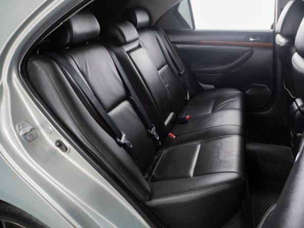 Toyota Avensis II Рестайлинг с пробегом 2006 года, цена 950 000 рублей, 209323 км, седан, Автокод Объявления