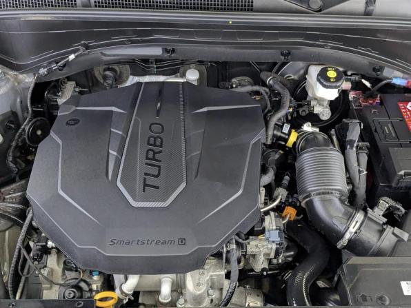 Hyundai Santa Fe IV Рестайлинг с пробегом 2022 года, цена 4 250 000 рублей, 68249 км, внедорожник, Автокод Объявления