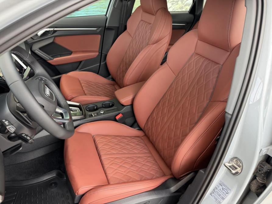 Audi A3 IV (8Y) Рестайлинг Санкт-Петербург  - изображение 9