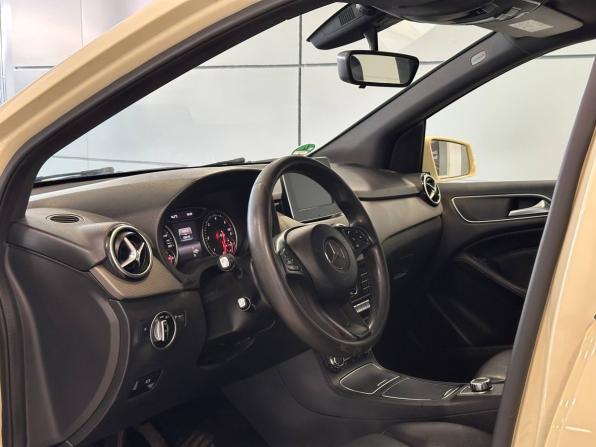 Mercedes-Benz B-Класс II (W246) Рестайлинг с пробегом 2017 года, цена 1 575 000 рублей, 136170 км, хэтчбек, Автокод Объявления