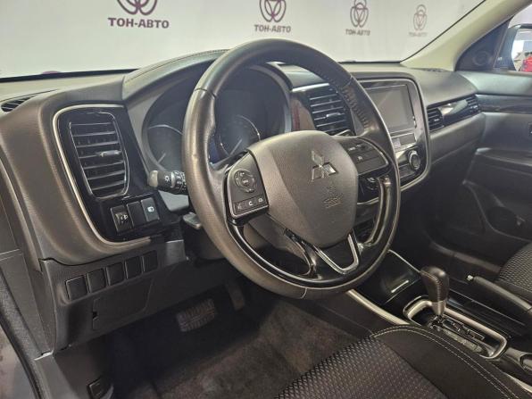 Mitsubishi Outlander III Рестайлинг 3 с пробегом 2019 года, цена 1 815 000 рублей, 153107 км, внедорожник, Автокод Объявления