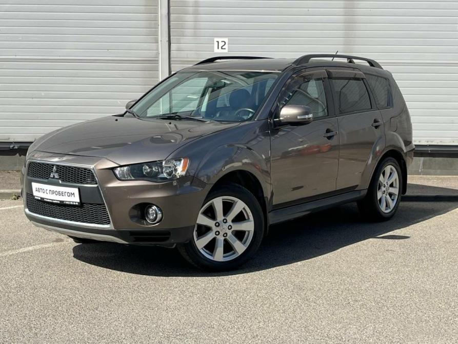 Mitsubishi Outlander II Рестайлинг Санкт-Петербург  - изображение 1