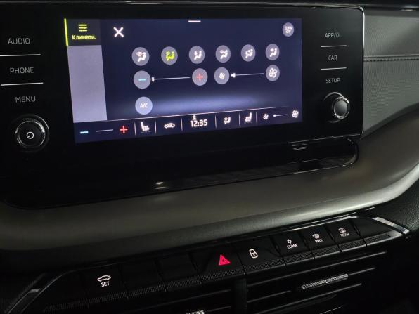 Skoda Octavia IV (A8) с пробегом 2021 года, цена 2 330 000 рублей, 63000 км, лифтбек, Автокод Объявления
