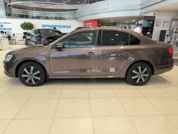 Volkswagen Jetta VI Рестайлинг с пробегом 2014 года, цена 1 050 000 рублей, 198127 км, седан, Автокод Объявления