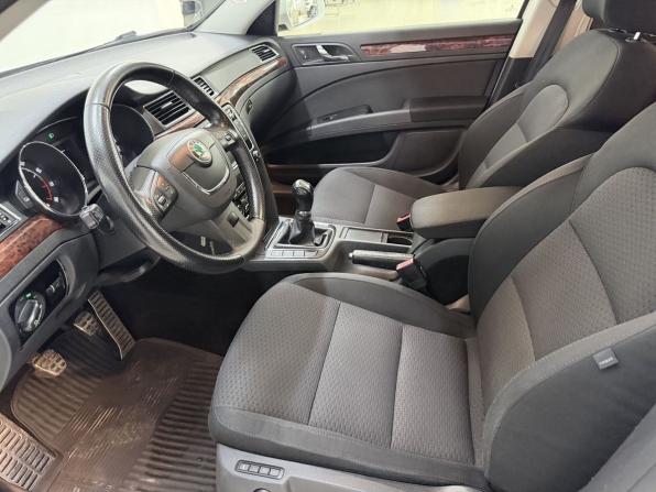 Skoda Superb II с пробегом 2010 года, цена 1 050 000 рублей, 231796 км, лифтбек, Автокод Объявления