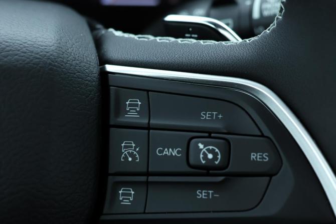 Jeep Grand Cherokee V (WL) с пробегом 2023 года, цена 6 990 000 рублей, 8694 км, внедорожник, Автокод Объявления