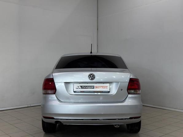 Volkswagen Polo V с пробегом 2010 года, цена 500 000 рублей, 190242 км, седан, Автокод Объявления