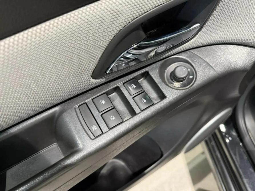 Chevrolet Cruze I Рестайлинг Самара  - изображение 11