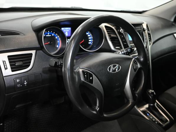 Hyundai i30 II с пробегом 2013 года, цена 970 000 рублей, 218260 км, хэтчбек, Автокод Объявления