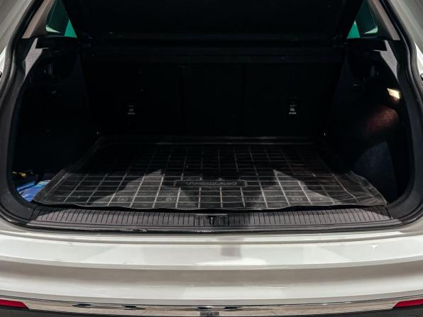 Volkswagen Tiguan II Рестайлинг с пробегом 2021 года, цена 2 750 000 рублей, 64839 км, внедорожник, Автокод Объявления