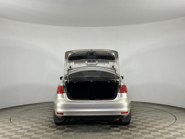 Volkswagen Jetta VI Рестайлинг с пробегом 2014 года, цена 1 090 000 рублей, 245766 км, седан, Автокод Объявления