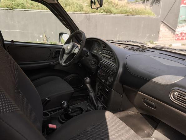Chevrolet Niva I Рестайлинг с пробегом 2016 года, цена 712 000 рублей, 135000 км, внедорожник, Автокод Объявления