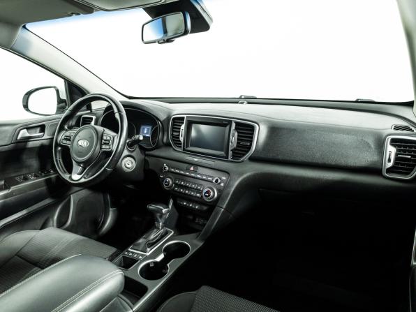 Kia Sportage IV с пробегом 2018 года, цена 1 929 700 рублей, 120941 км, внедорожник, Автокод Объявления