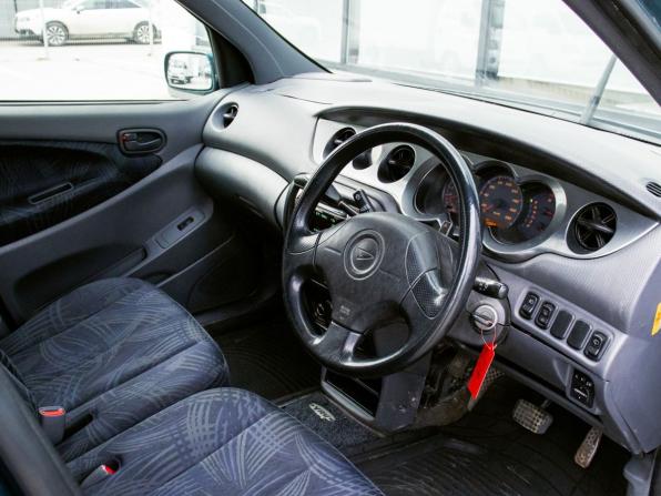 Daihatsu YRV I с пробегом 2001 года, цена 259 000 рублей, 149832 км, компактвэн, Автокод Объявления