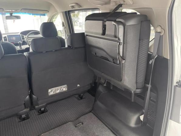 Honda Freed I Рестайлинг с пробегом 2013 года, цена 985 000 рублей, 205686 км, компактвэн, Автокод Объявления