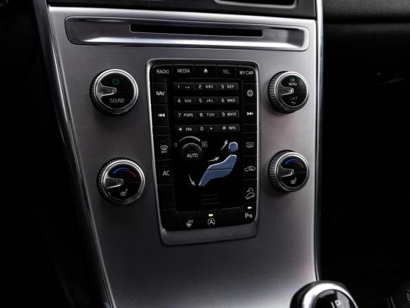 Volvo XC60 I Рестайлинг с пробегом 2017 года, цена 1 999 000 рублей, 265729 км, внедорожник, Автокод Объявления
