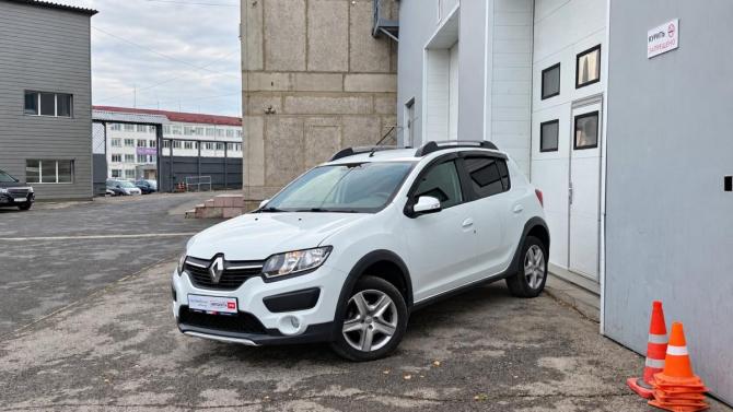 Renault Sandero II с пробегом 2018 года, цена 1 057 300 рублей, 150525 км, хэтчбек, Автокод Объявления