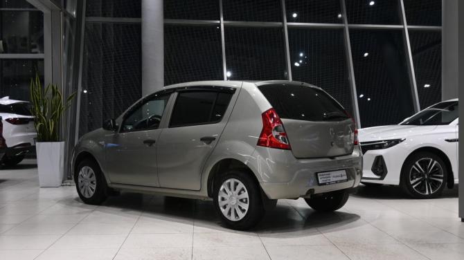 Renault Sandero I с пробегом 2014 года, цена 550 000 рублей, 85337 км, хэтчбек, Автокод Объявления