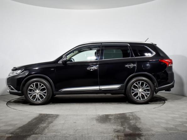 Mitsubishi Outlander III Рестайлинг 2 с пробегом 2015 года, цена 1 998 790 рублей, 210000 км, внедорожник, Автокод Объявления