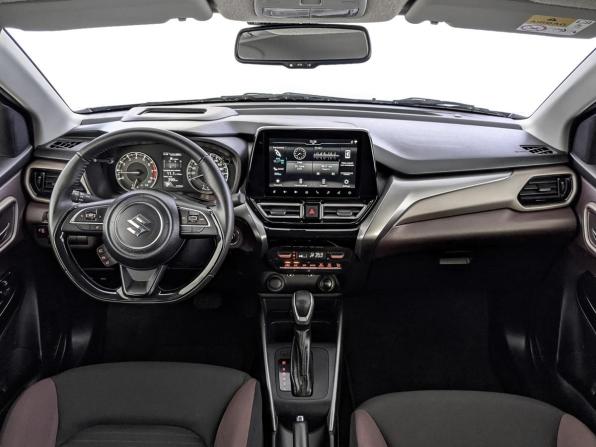 Suzuki Fronx с пробегом 2024 года, цена 1 990 000 рублей, 31400 км, внедорожник, Автокод Объявления