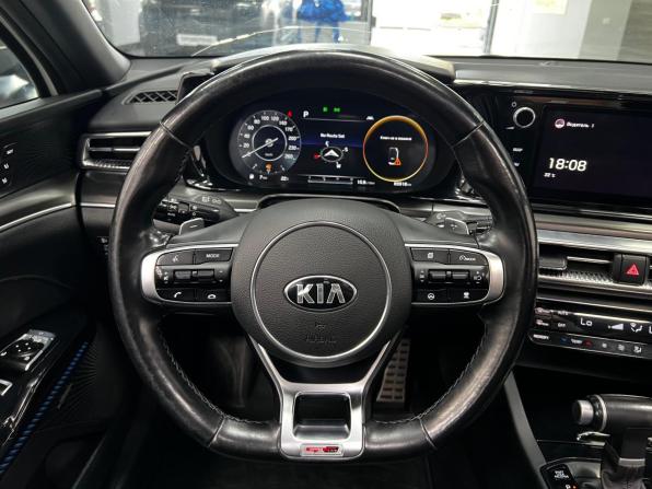 Kia K5 III с пробегом 2020 года, цена 2 690 000 рублей, 89301 км, седан, Автокод Объявления