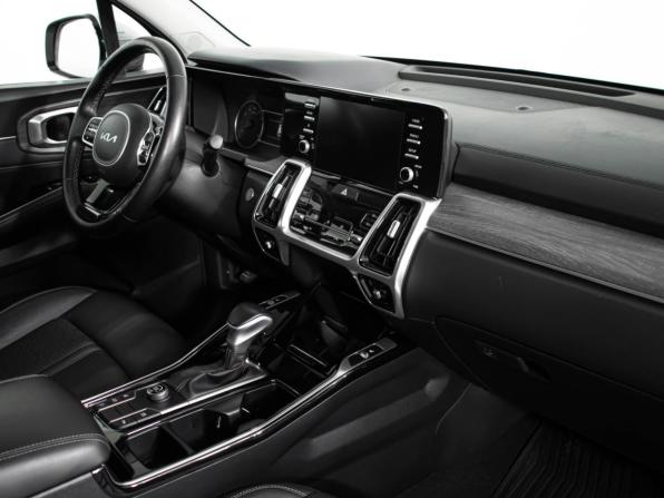 Kia Sorento IV с пробегом 2023 года, цена 3 727 000 рублей, 28386 км, внедорожник, Автокод Объявления
