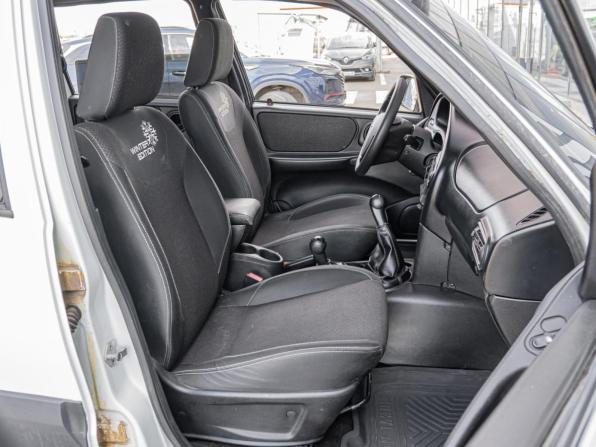 Chevrolet Niva I Рестайлинг с пробегом 2015 года, цена 725 000 рублей, 115973 км, внедорожник, Автокод Объявления