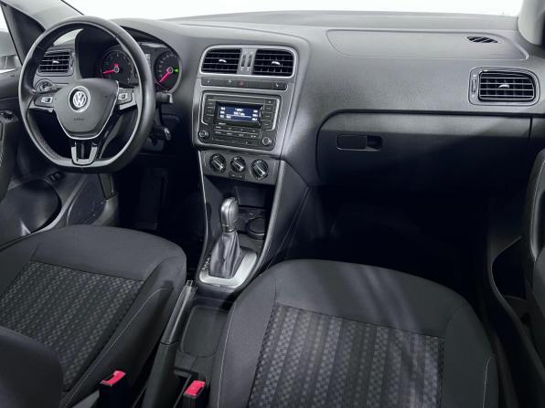 Volkswagen Polo V Рестайлинг с пробегом 2018 года, цена 1 220 000 рублей, 89560 км, седан, Автокод Объявления