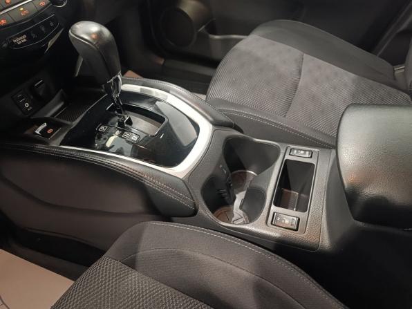 Nissan Qashqai II с пробегом 2017 года, цена 989 000 рублей, 181000 км, внедорожник, Автокод Объявления