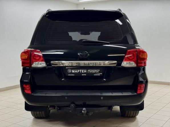 Toyota Land Cruiser 200 Series Рестайлинг 1 с пробегом 2013 года, цена 3 749 000 рублей, 234953 км, внедорожник, Автокод Объявления