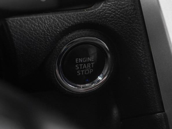 Toyota Camry VII (XV50) Рестайлинг 2 с пробегом 2018 года, цена 2 249 000 рублей, 190150 км, седан, Автокод Объявления