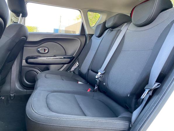 Kia Soul II Рестайлинг с пробегом 2018 года, цена 1 154 000 рублей, 233543 км, хэтчбек, Автокод Объявления