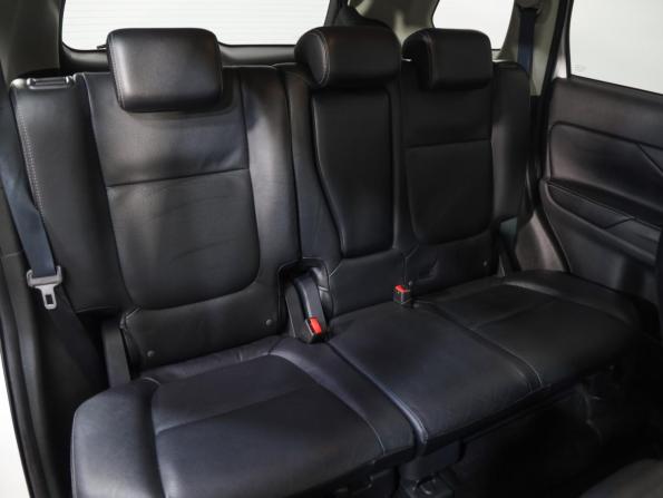 Mitsubishi Outlander III Рестайлинг 2 с пробегом 2018 года, цена 2 149 000 рублей, 121968 км, внедорожник, Автокод Объявления