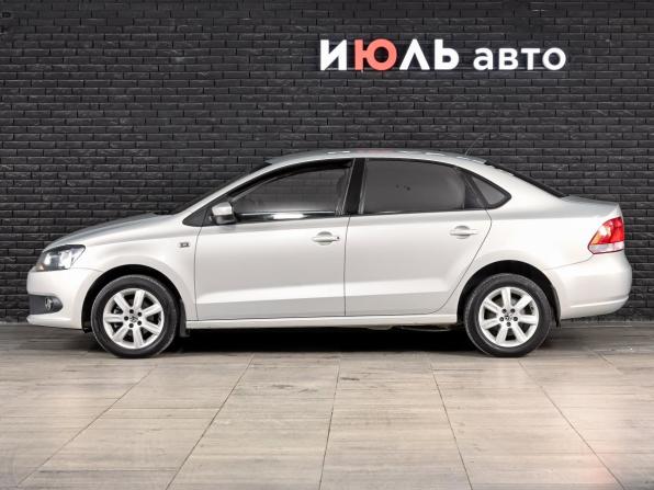 Volkswagen Polo V с пробегом 2013 года, цена 830 000 рублей, 156837 км, седан, Автокод Объявления