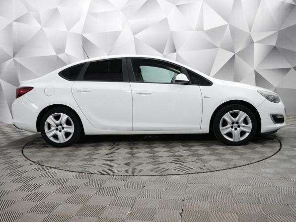 Opel Astra J Рестайлинг с пробегом 2012 года, цена 835 000 рублей, 132000 км, седан, Автокод Объявления