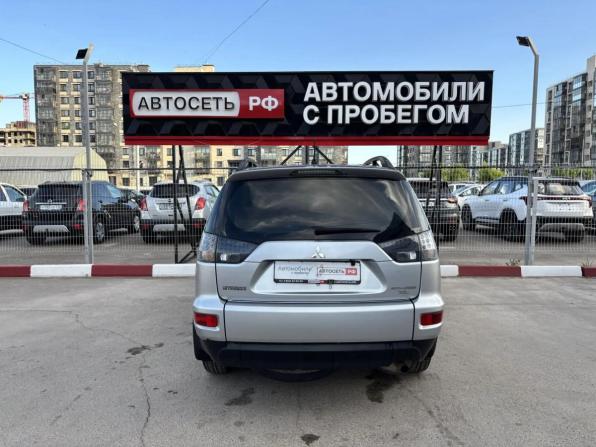 Mitsubishi Outlander II Рестайлинг с пробегом 2011 года, цена 930 000 рублей, 228687 км, внедорожник, Автокод Объявления