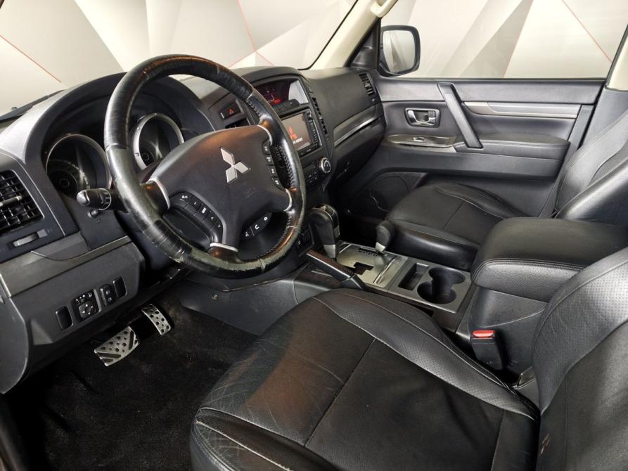Mitsubishi Pajero IV Рестайлинг 1 Москва  - изображение 19