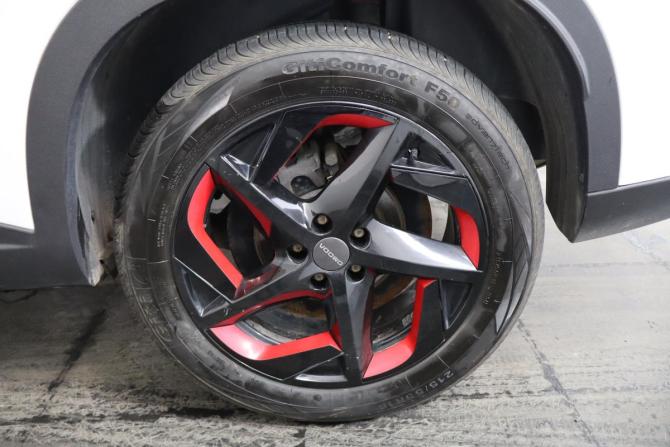 Omoda C5 I с пробегом 2023 года, цена 1 649 000 рублей, 47000 км, внедорожник, Автокод Объявления