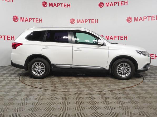 Mitsubishi Outlander III Рестайлинг 2 с пробегом 2017 года, цена 2 050 000 рублей, 97811 км, внедорожник, Автокод Объявления