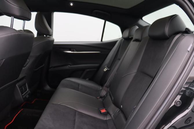 Toyota Camry IX (XV80) China Market с пробегом 2025 года, цена 4 550 000 рублей, 14 км, седан, Автокод Объявления