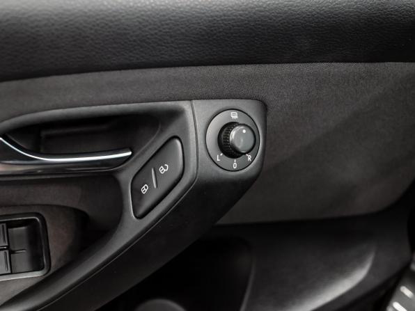 Volkswagen Polo V с пробегом 2014 года, цена 930 000 рублей, 101526 км, хэтчбек, Автокод Объявления