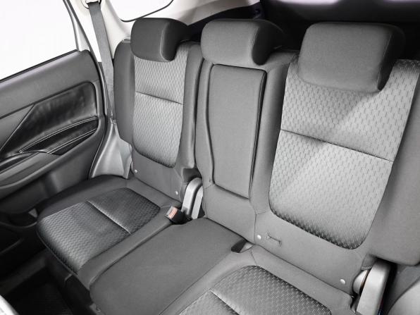 Mitsubishi Outlander III Рестайлинг 2 с пробегом 2015 года, цена 1 395 000 рублей, 249303 км, внедорожник, Автокод Объявления