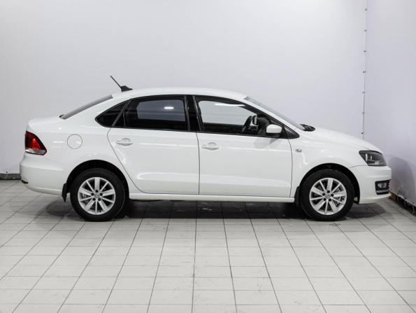 Volkswagen Polo V Рестайлинг с пробегом 2017 года, цена 1 039 000 рублей, 191659 км, седан, Автокод Объявления