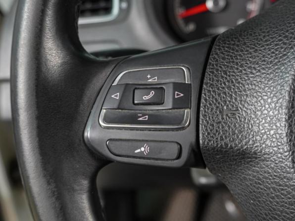 Volkswagen Polo V с пробегом 2011 года, цена 699 000 рублей, 256422 км, седан, Автокод Объявления