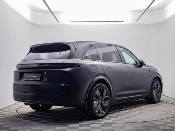Li Auto (Lixiang) L7 I Рестайлинг с пробегом 2024 года, цена 6 330 000 рублей, 52000 км, внедорожник, Автокод Объявления